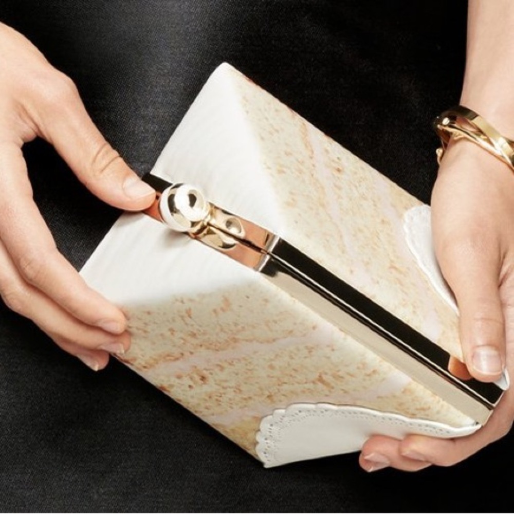 Kate Spade Magnolia Bakery Slice of Cake Bag Crossbody Purse Rare - Picture 8 of 8